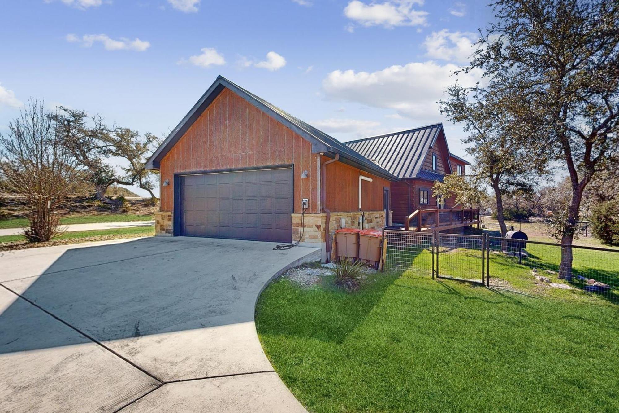 Luke Lake Living Canyon Lake Exterior photo